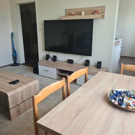 Apartament Apartman Valentin Komárno Zewnętrze zdjęcie